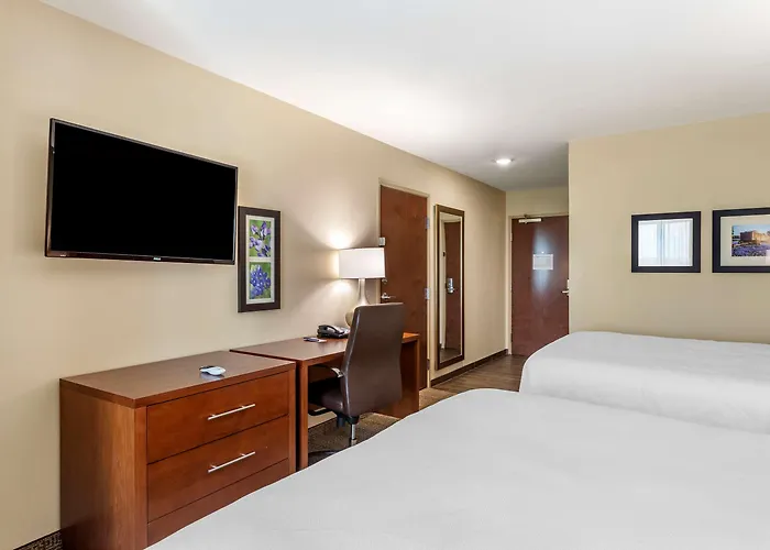 Comfort Inn & Suites