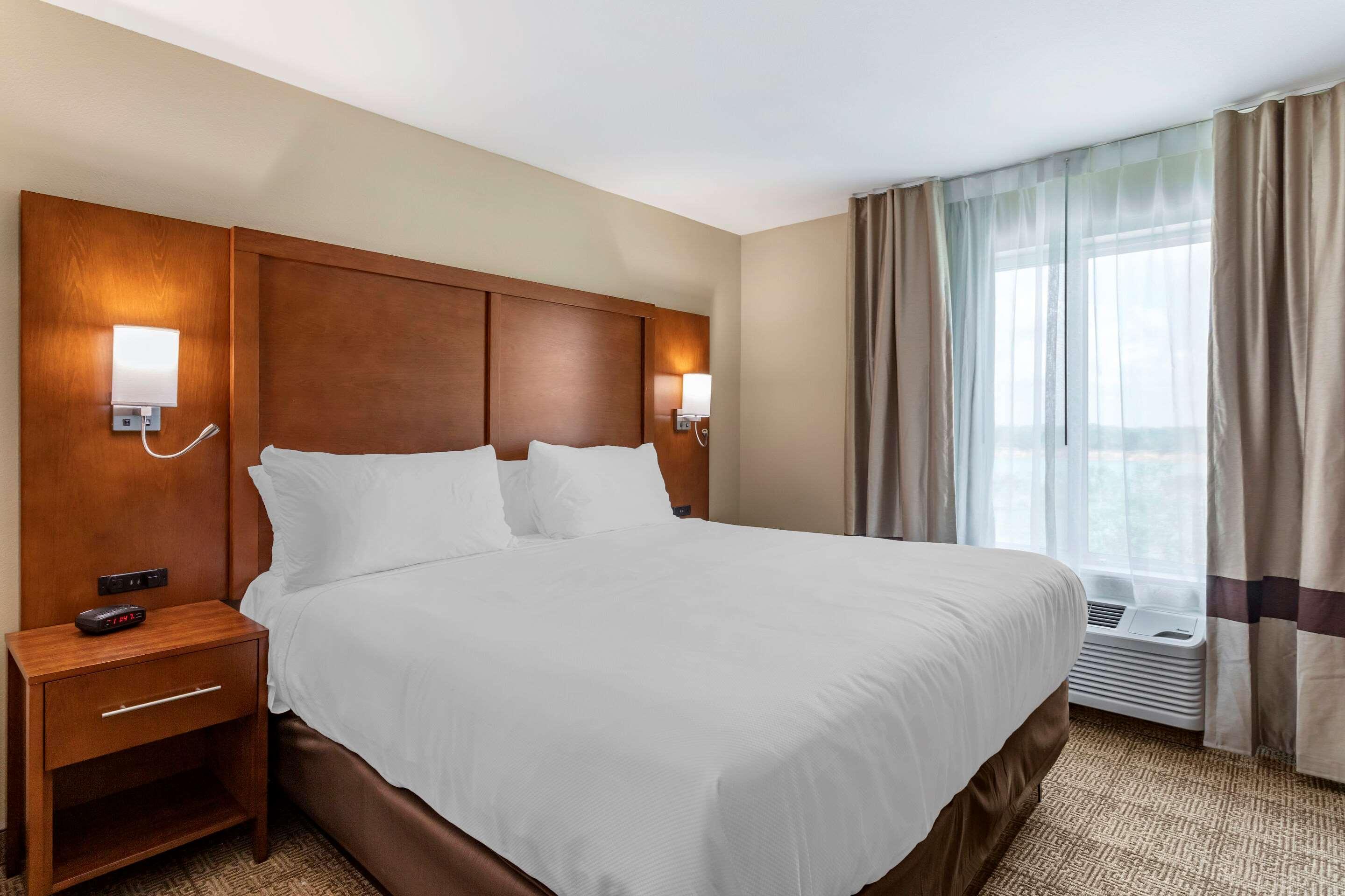 Comfort & Hotel