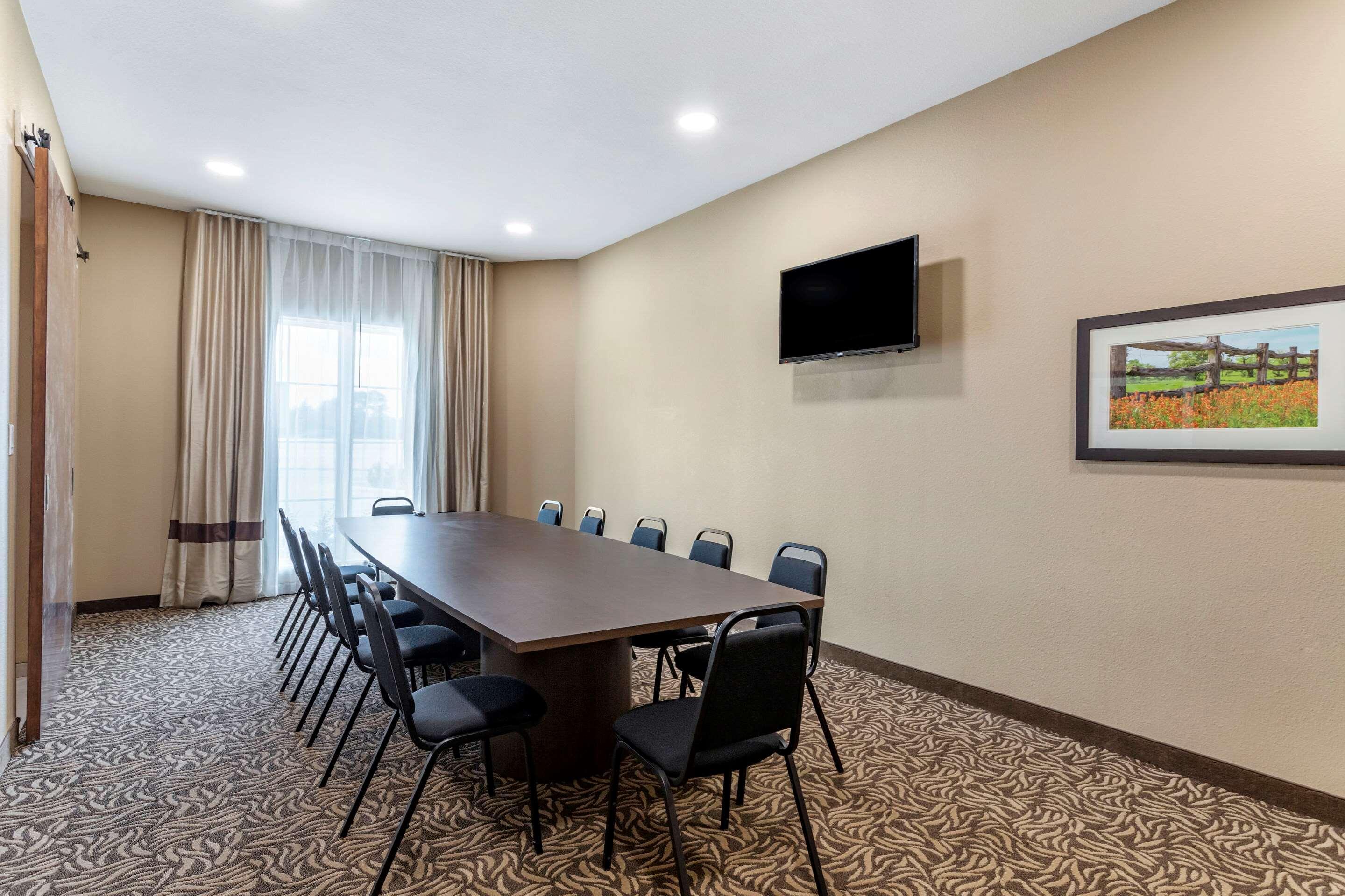 Hotel Comfort &